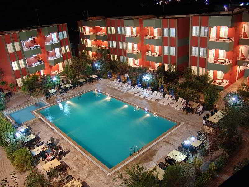 Reis Thermal Karahayit  Bagian luar foto